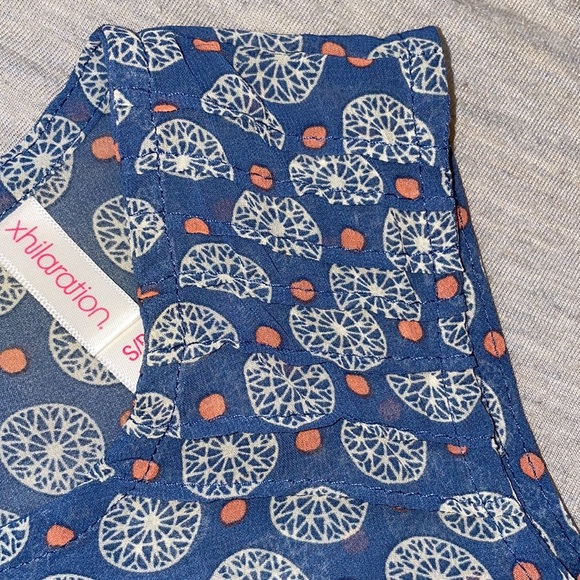 NWT Xhilaration Blue Peplum Flowy Tank Size Small - Picture 2 of 6